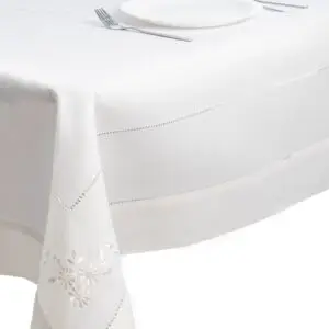 Mantelería bordada a máquina