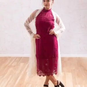 Mantilla bordada a mano